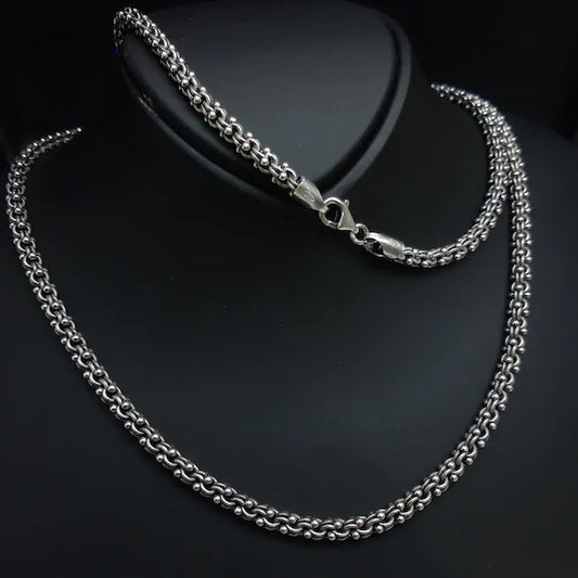 Silver chain necklace