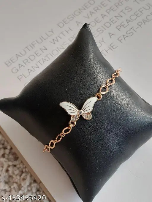 Beautiful Pearl Butterfly Bracelet